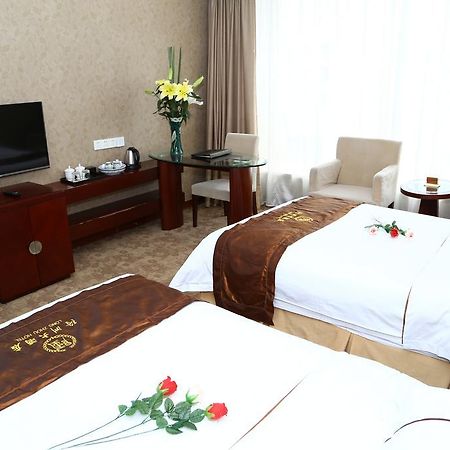 Long Zhou Grand Hotel قوانغتشو المظهر الخارجي الصورة